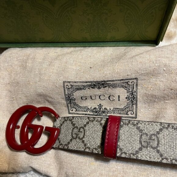 NWOT Authentic Gucci GG Marmont Leather Belt W/Burgundy Ceramic Buckle Size 105 - Picture 6 of 11